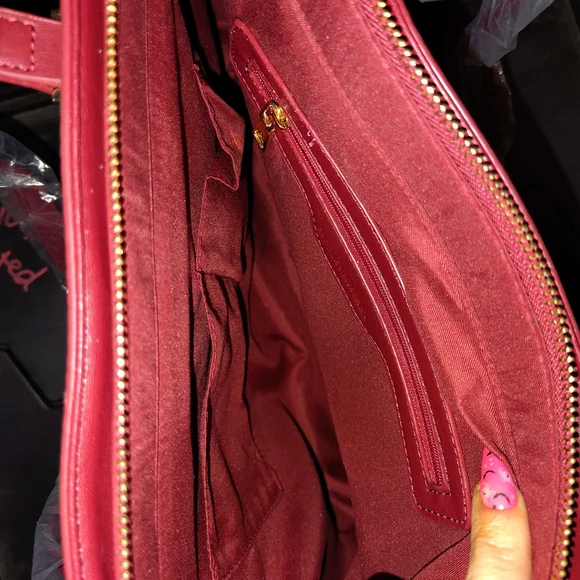 Badgley Mischka NWT Burgundy Vegan Leather Shoulder Bag - Picture 5 of 8